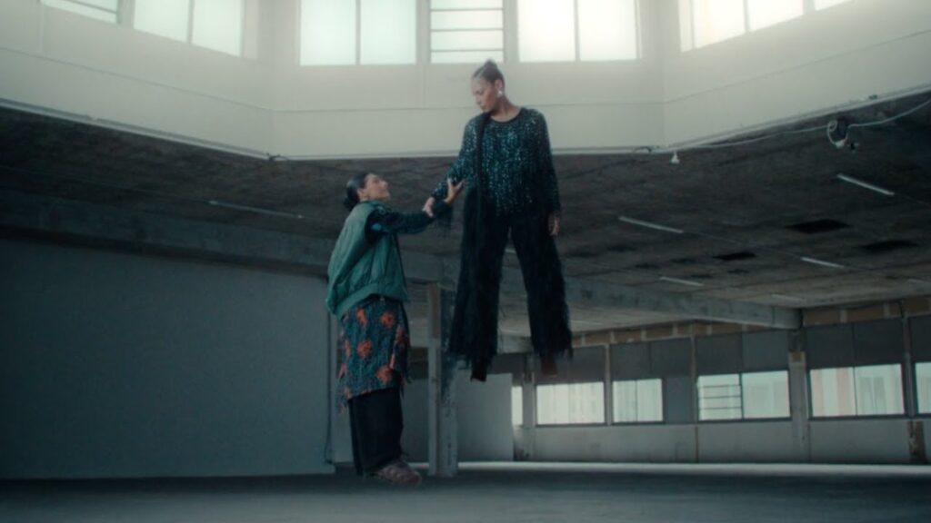 Zaho dévoile Amour Propre : un clip puissant sur l’amour de soi