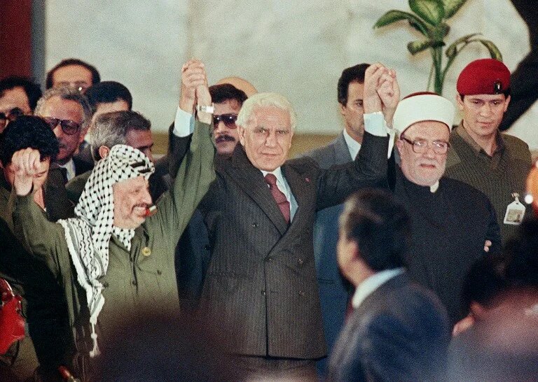 15 Novembre 1988 à Alger : Le jour où Yasser Arafat a proclamé la naissance de l’État de Palestine